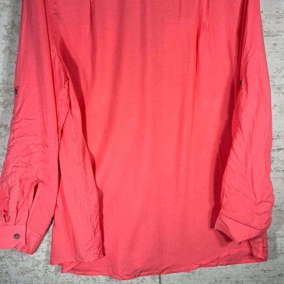 WOMAN WITHIN Apricot Blouse Button Up Front Pockets Tab Sleeves Top Size 14/16 - Picture 12 of 15